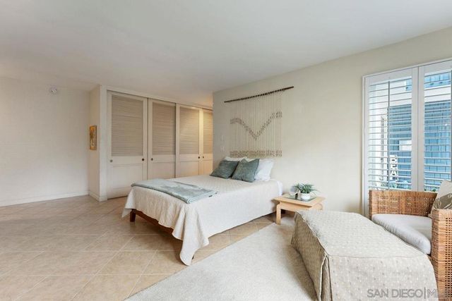 65 Antigua Court, Coronado, CA 92118