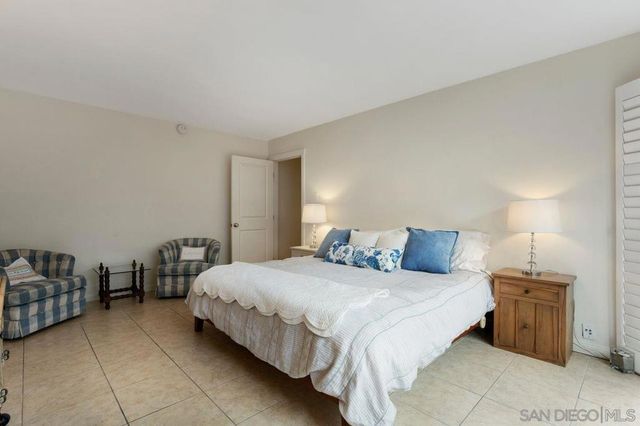 65 Antigua Court, Coronado, CA 92118