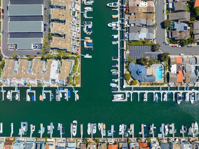 65 Antigua Court, Coronado, CA 92118