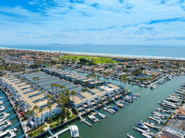 65 Antigua Court, Coronado, CA 92118