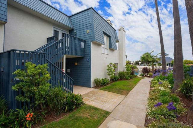 65 Antigua Court, Coronado, CA 92118