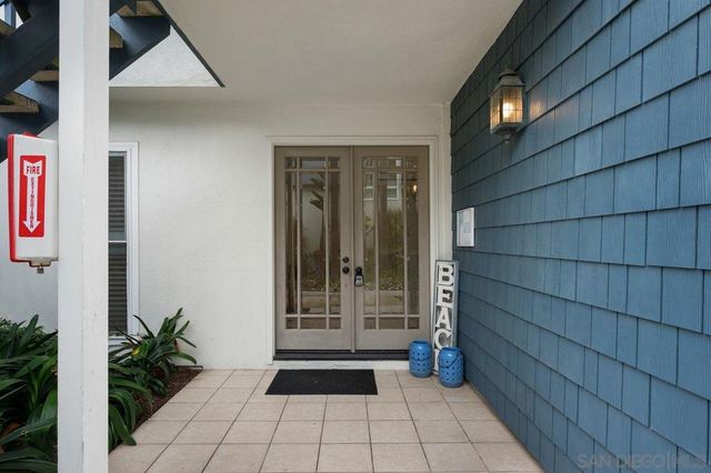 65 Antigua Court, Coronado, CA 92118