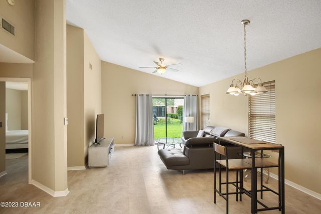 244 Palm Sparrow Court, Daytona Beach, FL 32119