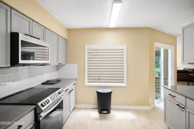 244 Palm Sparrow Court, Daytona Beach, FL 32119