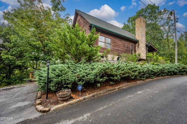 2175 Wingspan Drive, Sevierville, TN 37876