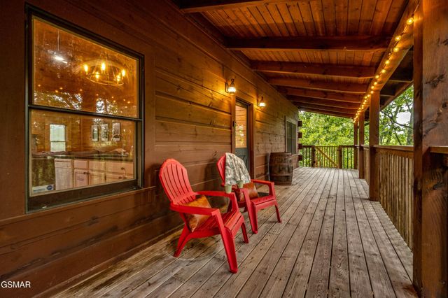 2175 Wingspan Drive, Sevierville, TN 37876