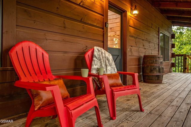 2175 Wingspan Drive, Sevierville, TN 37876