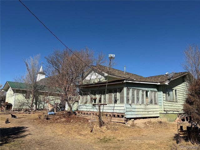 210 E Gandy Ave, Keenesburg, CO 80643