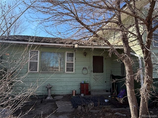 210 E Gandy Ave, Keenesburg, CO 80643