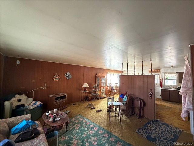 210 E Gandy Ave, Keenesburg, CO 80643