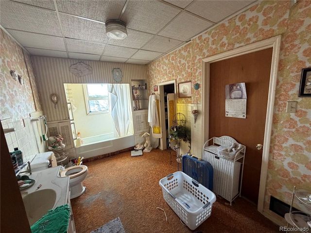 210 E Gandy Ave, Keenesburg, CO 80643