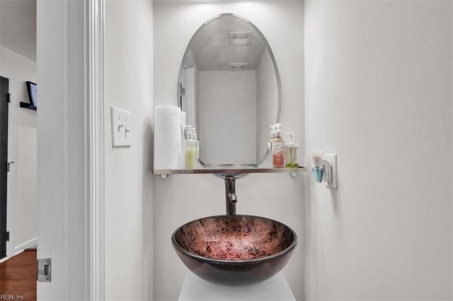 106 McCormick PL, Williamsburg, VA 23185