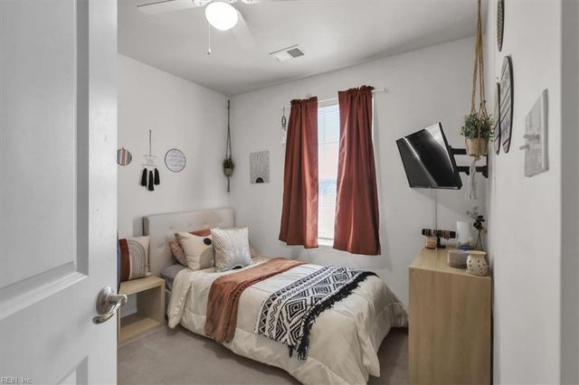 106 McCormick PL, Williamsburg, VA 23185