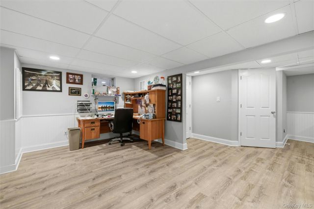 852 Jackson Avenue, Franklin Square, NY 11010