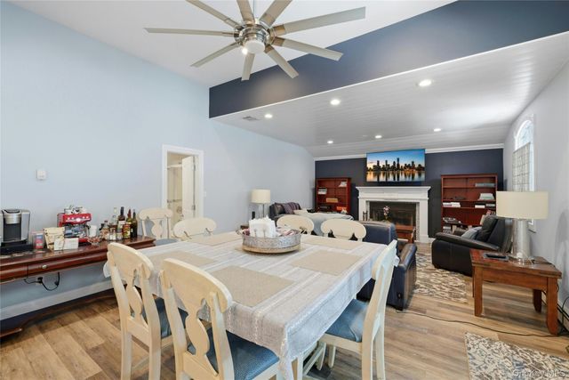 852 Jackson Avenue, Franklin Square, NY 11010