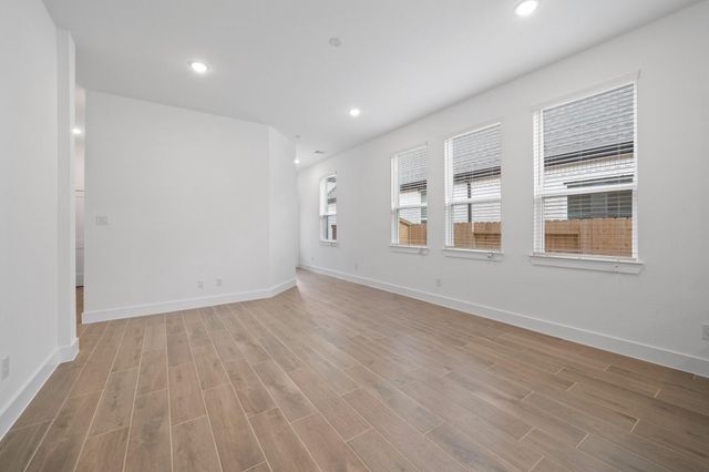 648 Crested Duck Court, Willis, TX 77318