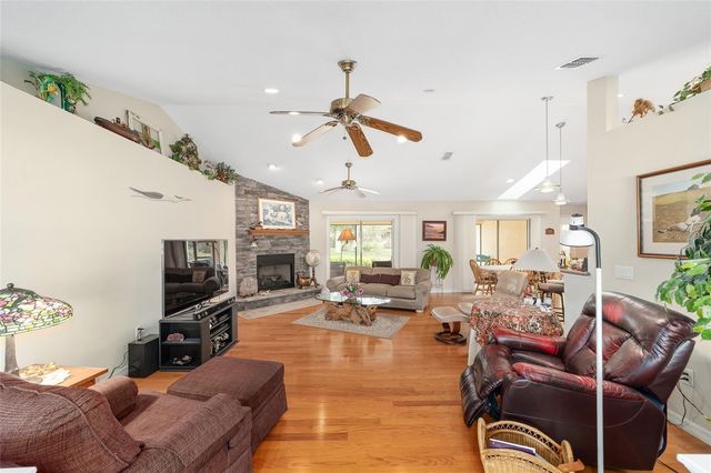 2320 SE 33RD PLACE, Ocala, FL 34471