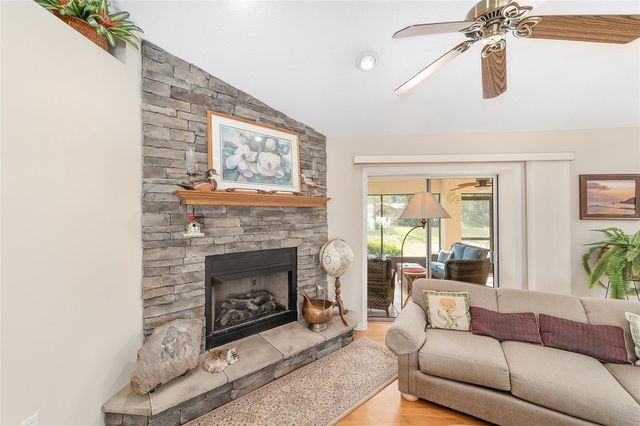 2320 SE 33RD PLACE, Ocala, FL 34471