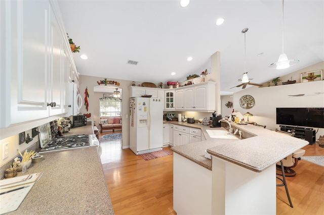 2320 SE 33RD PLACE, Ocala, FL 34471