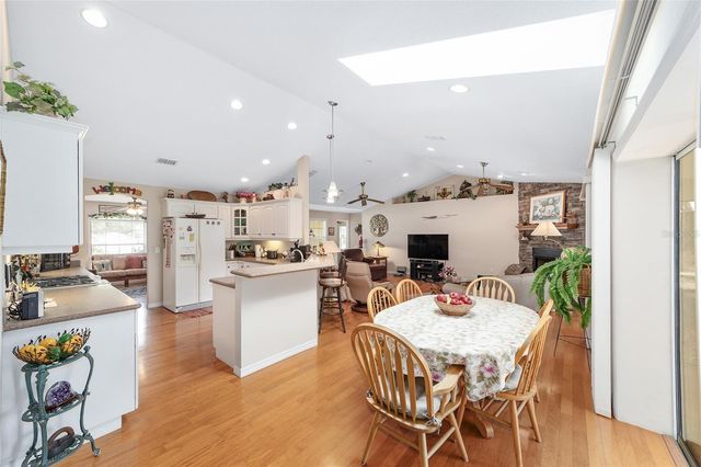 2320 SE 33RD PLACE, Ocala, FL 34471