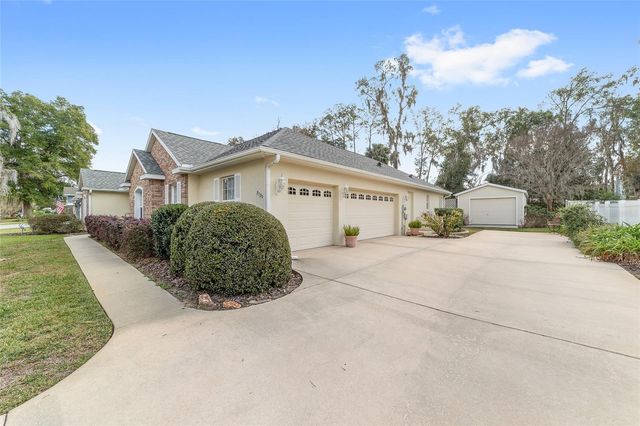 2320 SE 33RD PLACE, Ocala, FL 34471