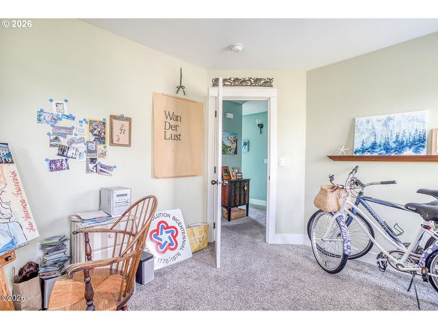 2830 Sw COAST Ave, Lincoln City, OR 97367