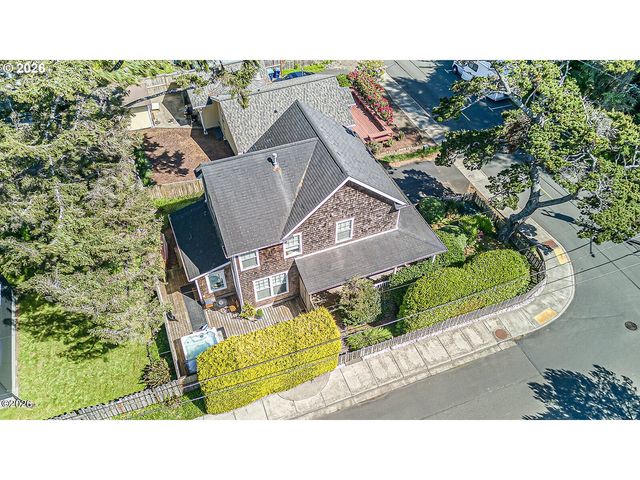 2830 Sw COAST Ave, Lincoln City, OR 97367