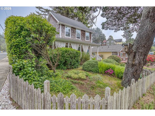 2830 Sw COAST Ave, Lincoln City, OR 97367