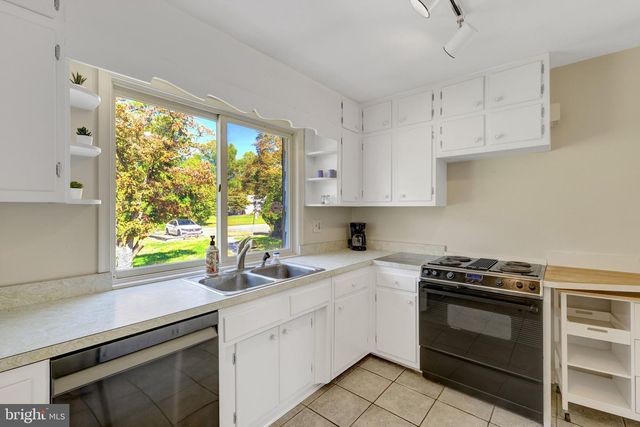 756 APPLEWOOD LN, Great Falls, VA 22066
