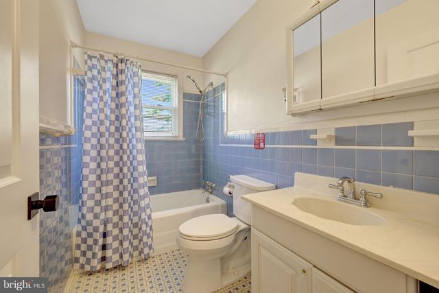 756 APPLEWOOD LN, Great Falls, VA 22066