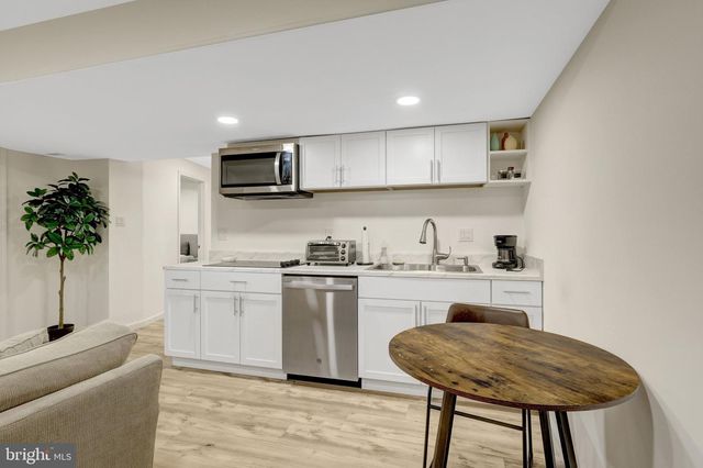 756 APPLEWOOD LN, Great Falls, VA 22066