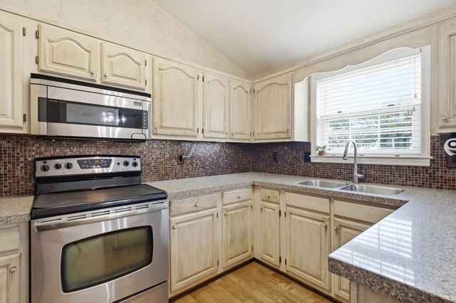 103 Pepper Ridge Cir, Antioch, TN 37013