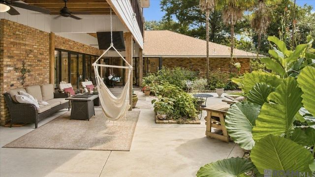 25791 Plantation Ave, Denham Springs, LA 70726