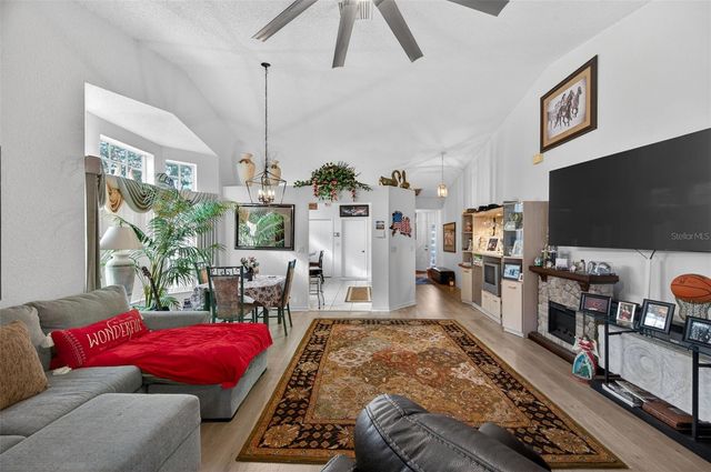 9288 NEW ORLEANS DRIVE, Weeki Wachee, FL 34613