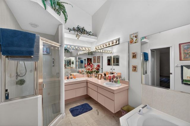 9288 NEW ORLEANS DRIVE, Weeki Wachee, FL 34613