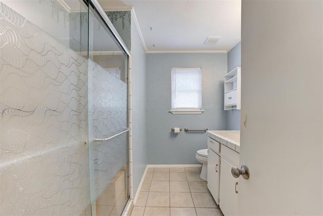 2709 N Saint Peter Avenue, Oklahoma City, OK 73141