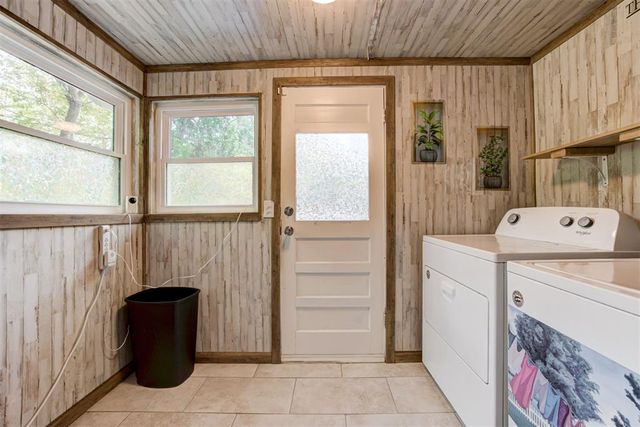 2709 N Saint Peter Avenue, Oklahoma City, OK 73141