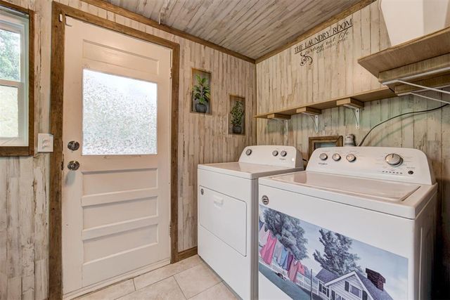 2709 N Saint Peter Avenue, Oklahoma City, OK 73141