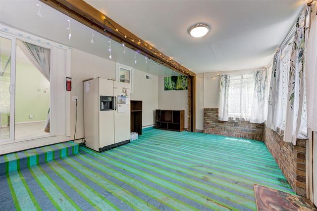 2709 N Saint Peter Avenue, Oklahoma City, OK 73141