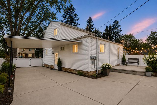 11920 Cavell Street, Livonia, MI 48150