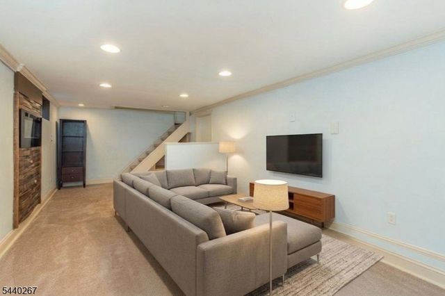 5 Hillside Ave, Mine Hill Twp., NJ 07803