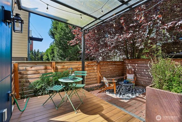 3637 C Dayton Ave N, Seattle, WA 98103