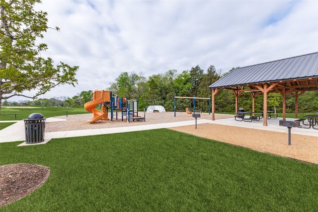 140 Chase Creek Drive, Lavon, TX 75166