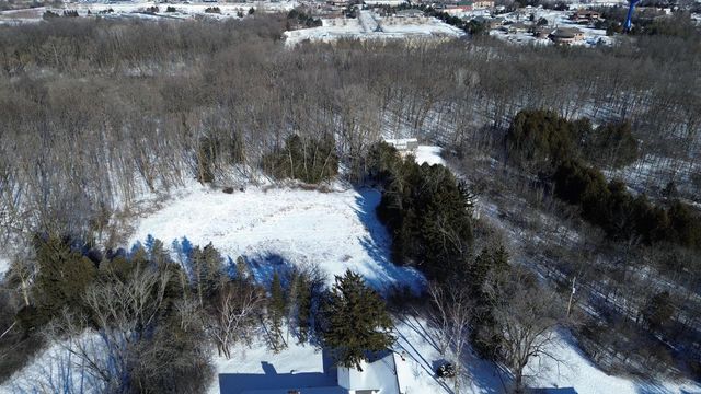 W181N9052 Melanie LANE, Menomonee Falls, WI 53052