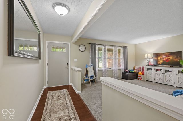 6349 W Buckskin Court, New Palestine, IN 46163