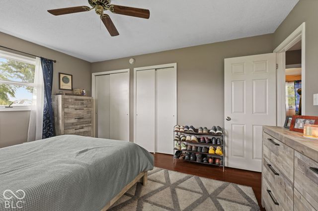 6349 W Buckskin Court, New Palestine, IN 46163