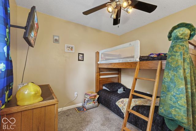 6349 W Buckskin Court, New Palestine, IN 46163