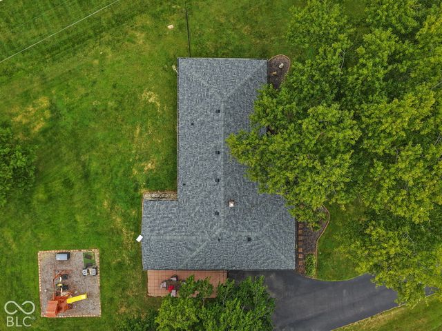 6349 W Buckskin Court, New Palestine, IN 46163