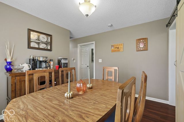 6349 W Buckskin Court, New Palestine, IN 46163