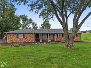 6349 W Buckskin Court, New Palestine, IN 46163
